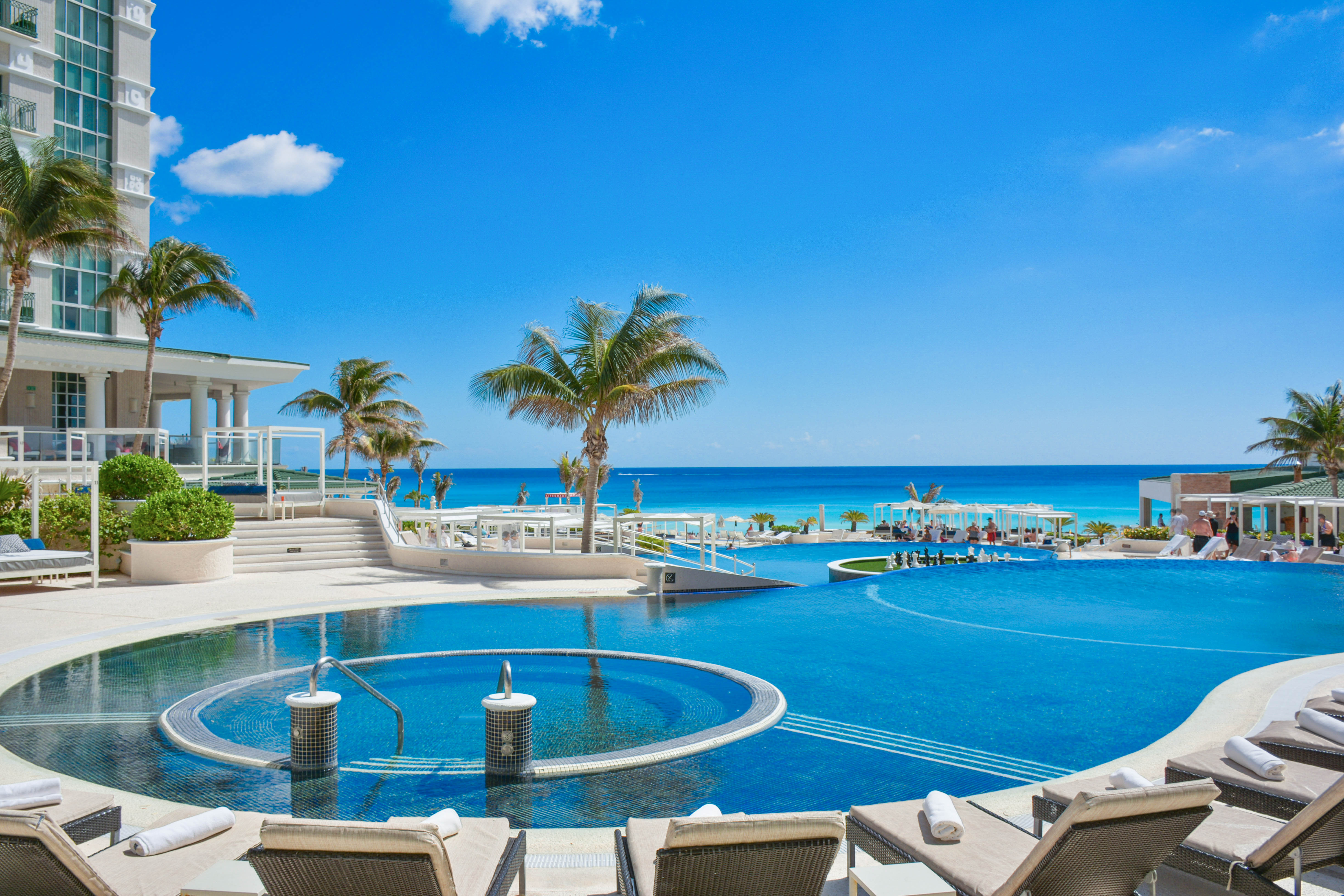 CANCUN AWARDS