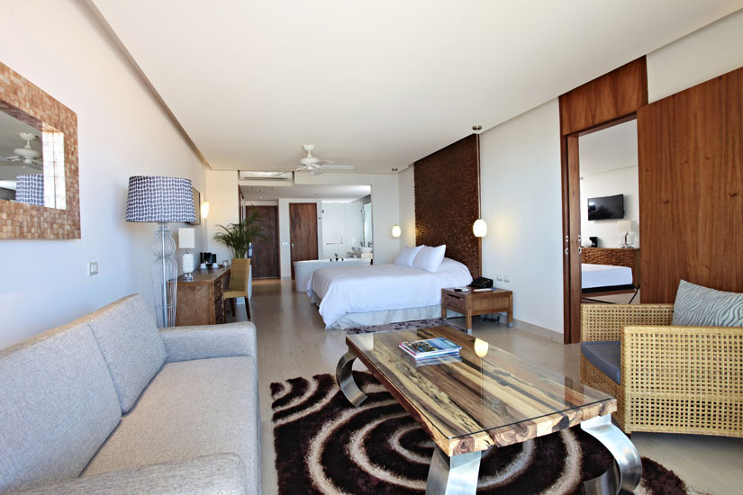 FINISTERRA ONE BEDROOM MASTER SUITE