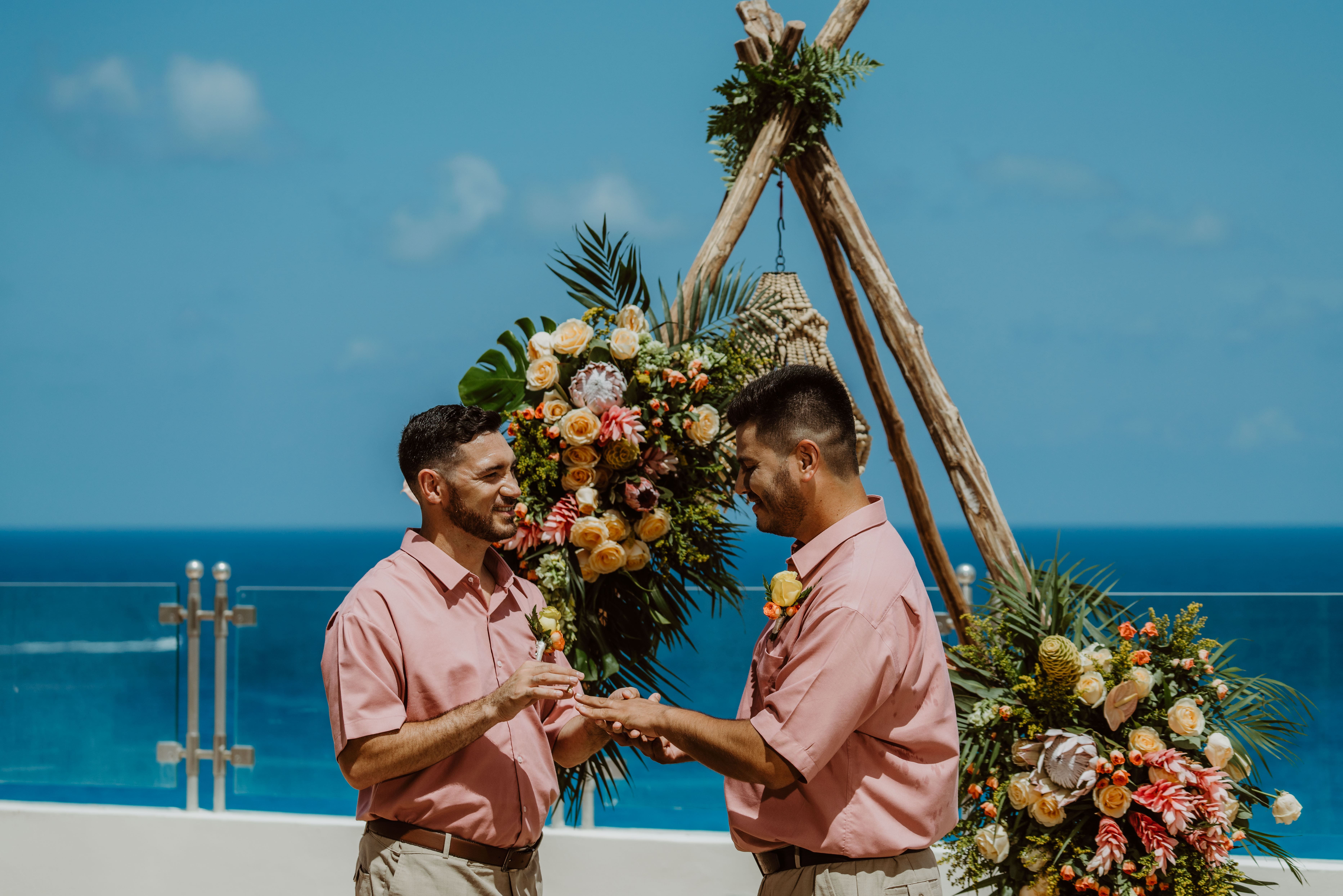 Wedding Sandos Cancun 