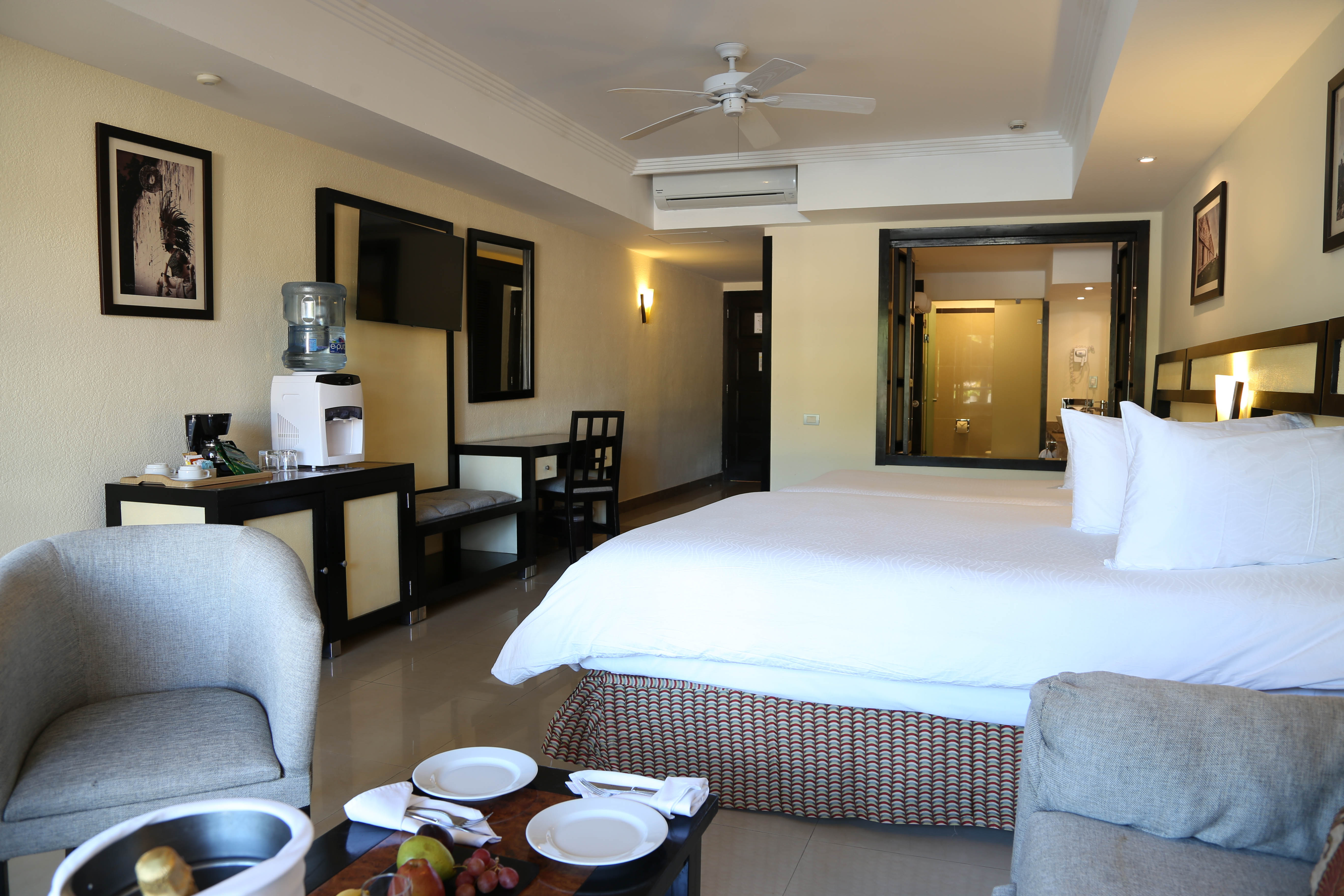 Master Suite 2_ Sandos Playacar