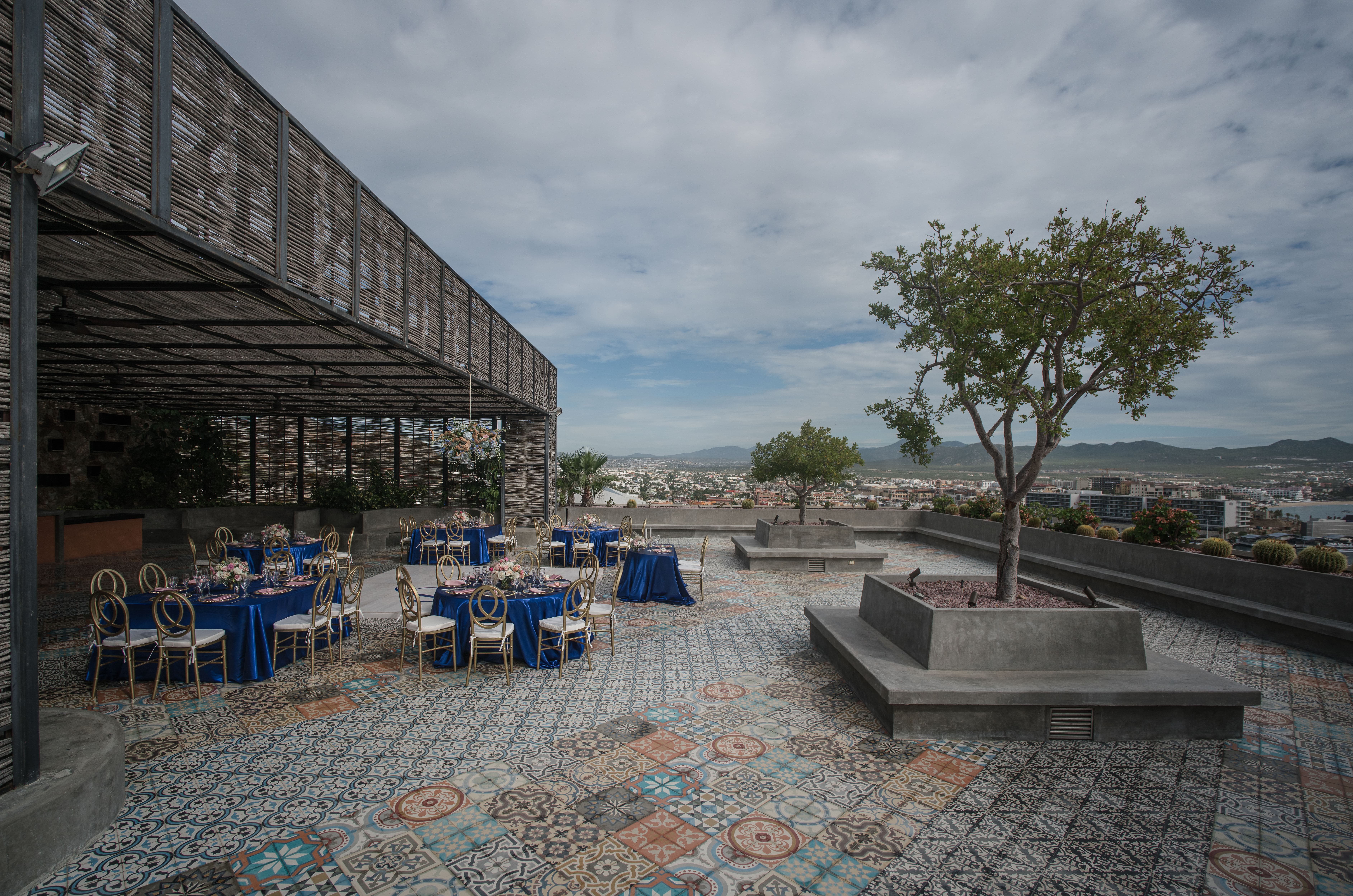Mountain Top Terrace Wedding Sandos Finisterra_3