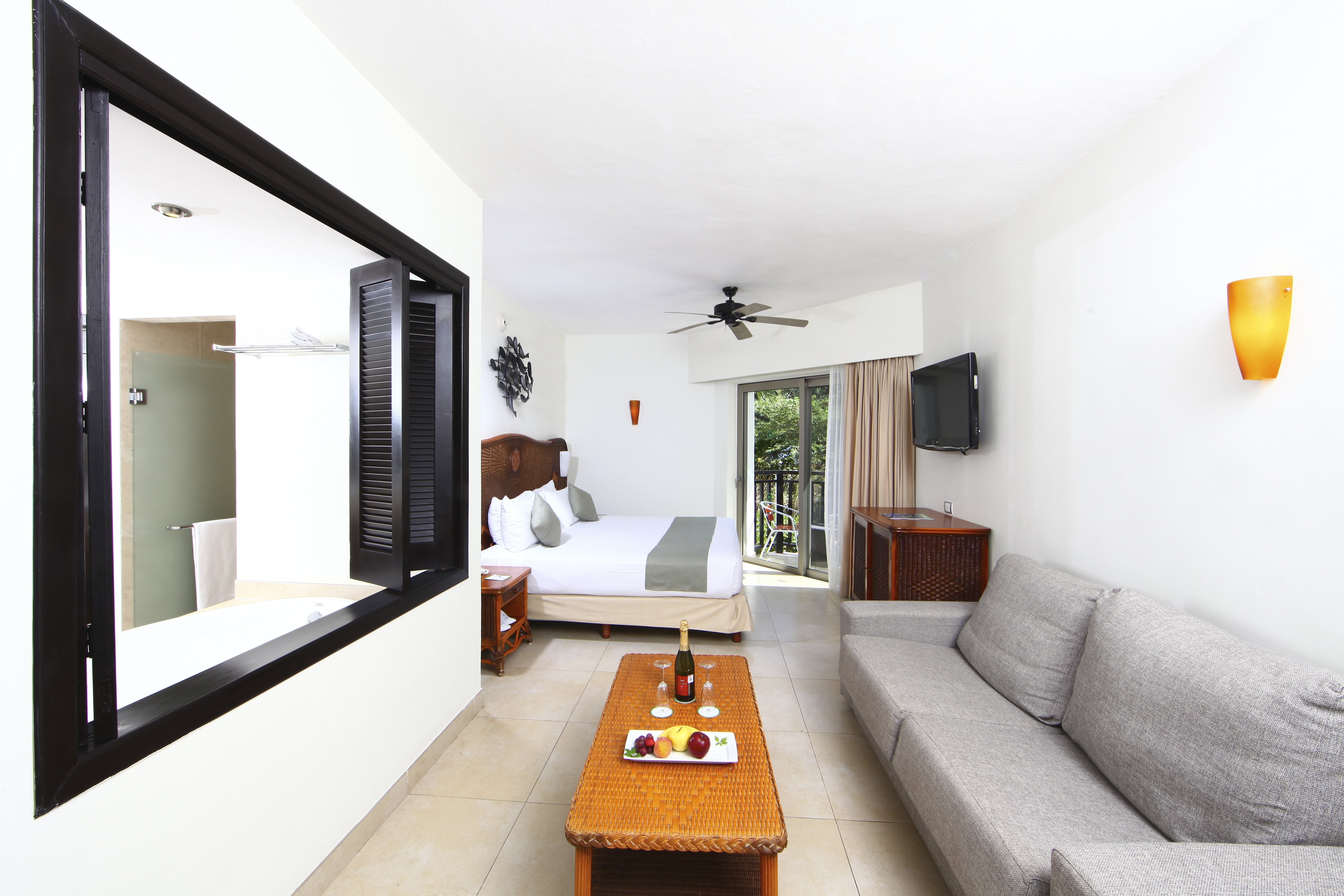 Main_Sandos_Caracol_Room_Deluxe_Select_11