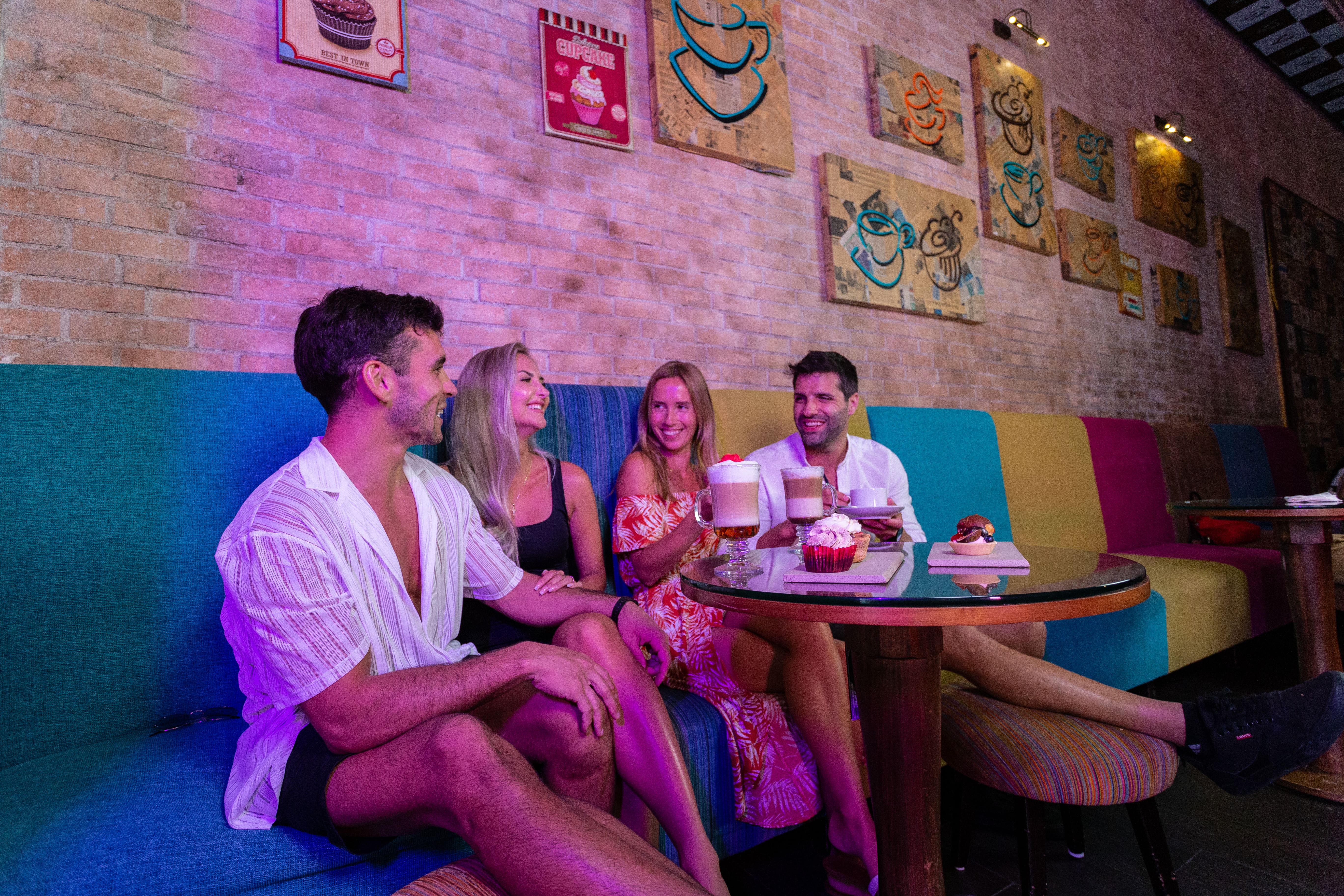 Sandos_Playacar_Cupcake_cafe_01_23