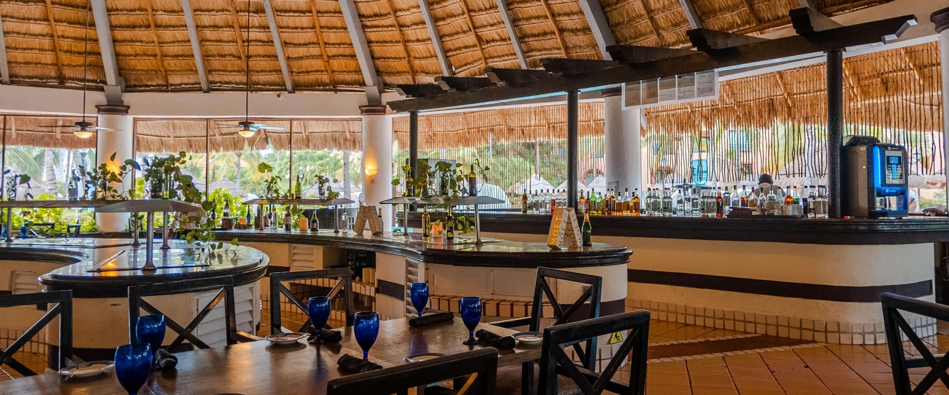 Sandos Playacar Iztapalapa Bar