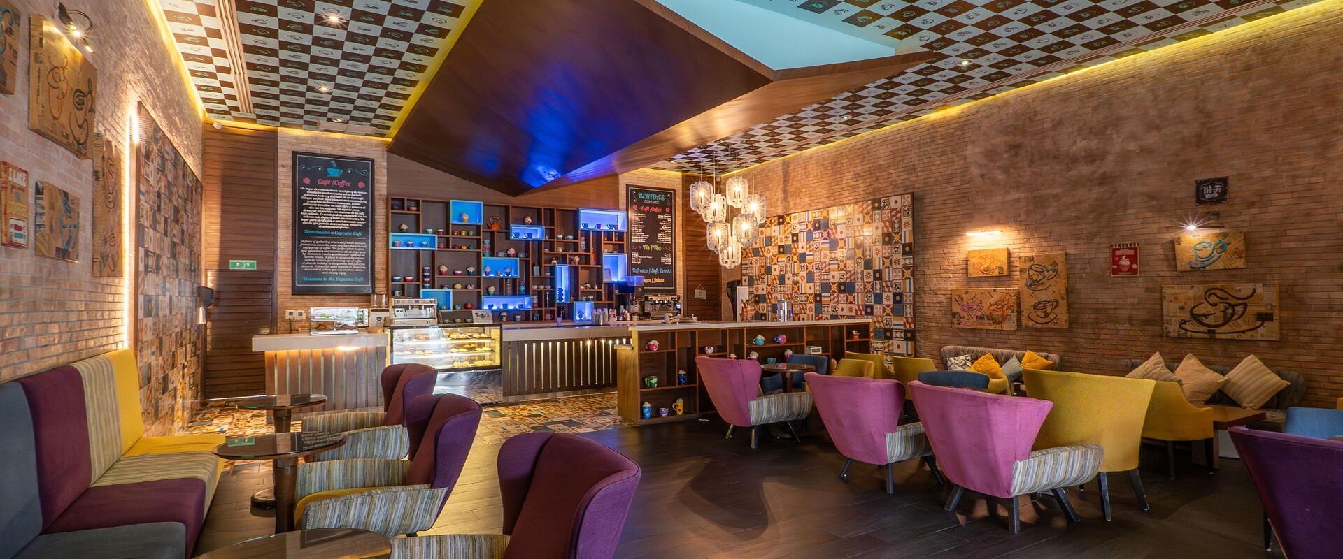 Sandos Playacar Cupcake Cafe