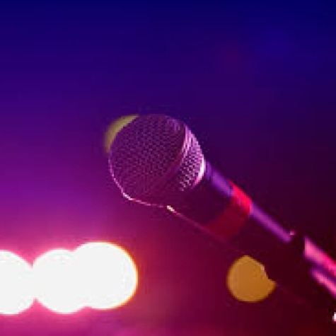 LIVE MUSIC