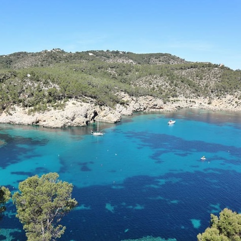 EXPERIENCE IBIZA