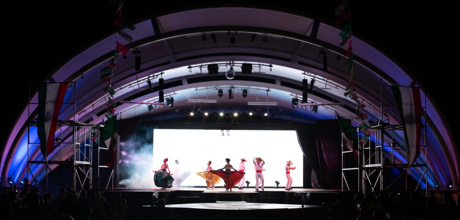 Gran Plaza Sandos Playacar- show