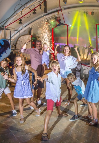 Pre-Show events - Sandos Playacar