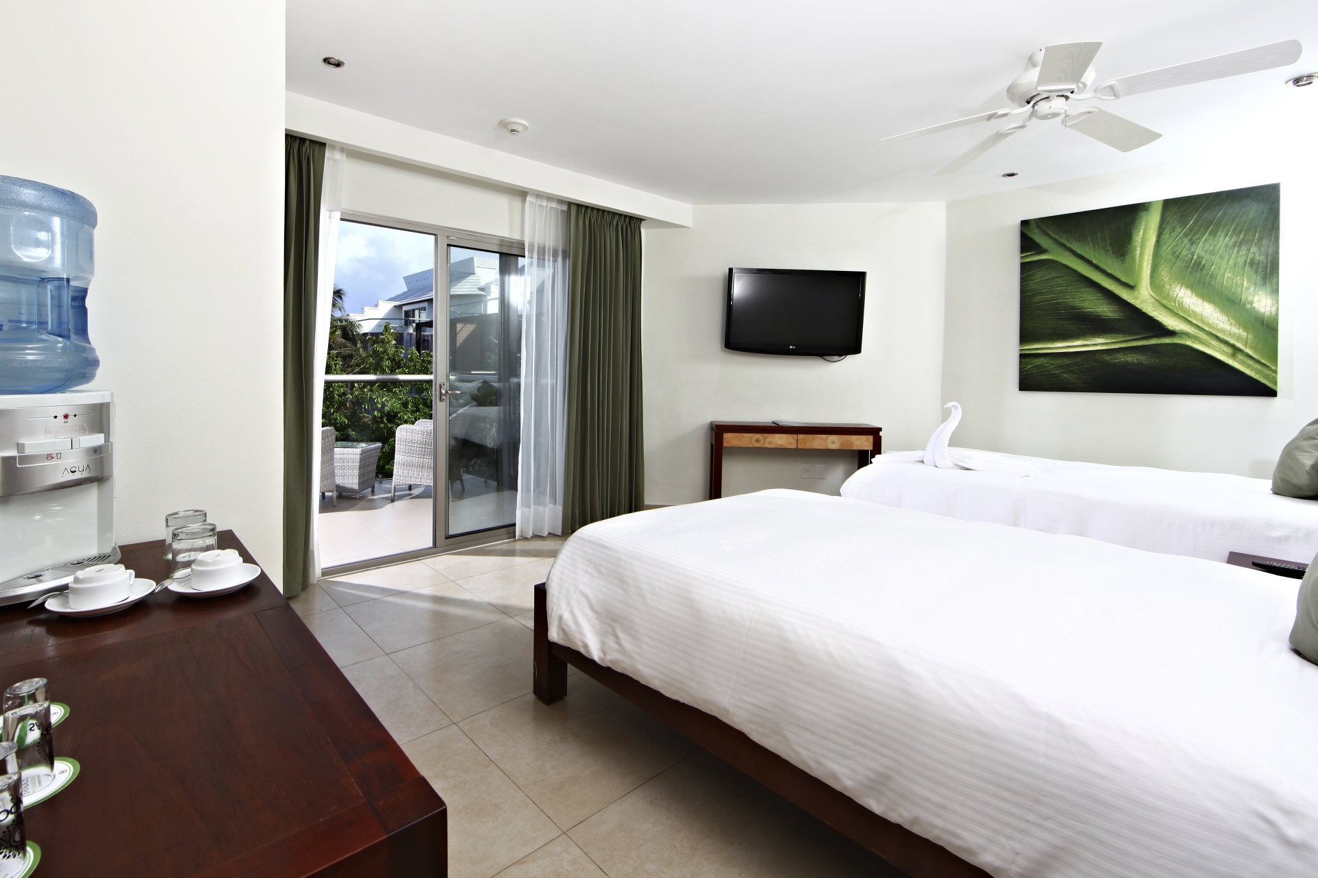 Main_Sandos_Caracol_Superior_RE_03