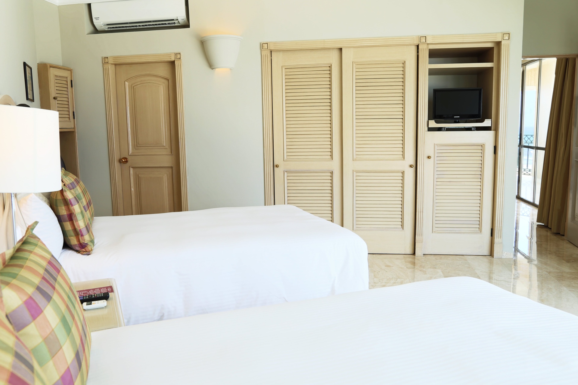 Sandos_Cancun_Room_Suite_Caribe