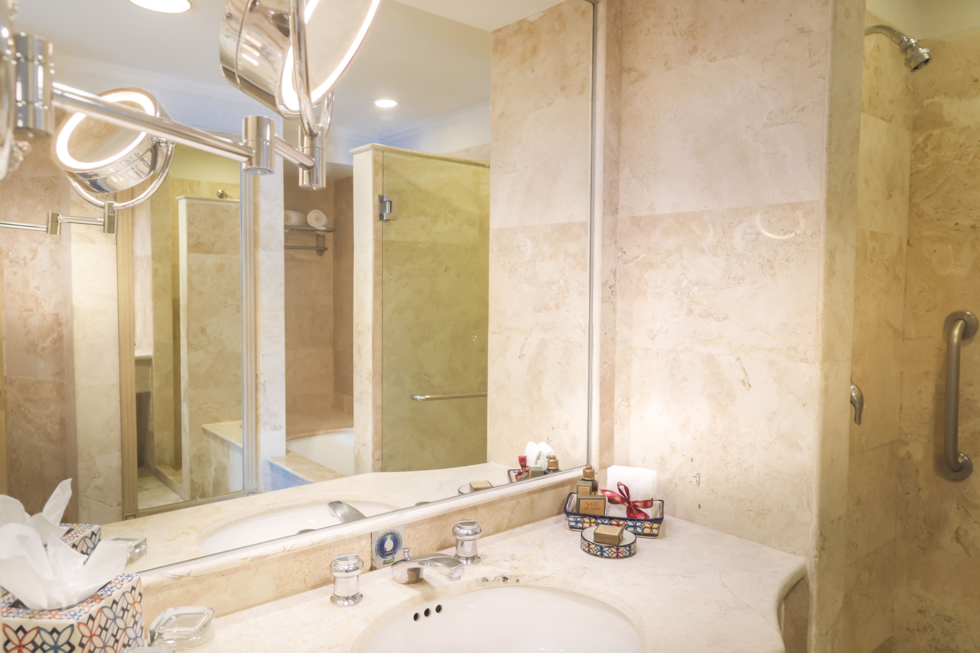 Sandos_Cancun_Room_Suite_Laguna