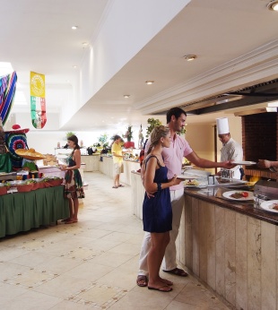 La Laguna International Buffet