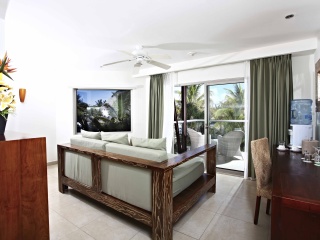 Royal Elite One Bedroom Suite