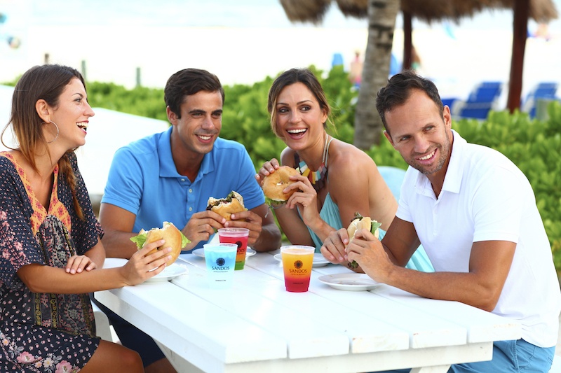 Snack Sandos Playacar