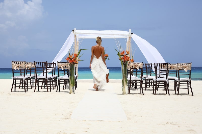 Weddings in the beach