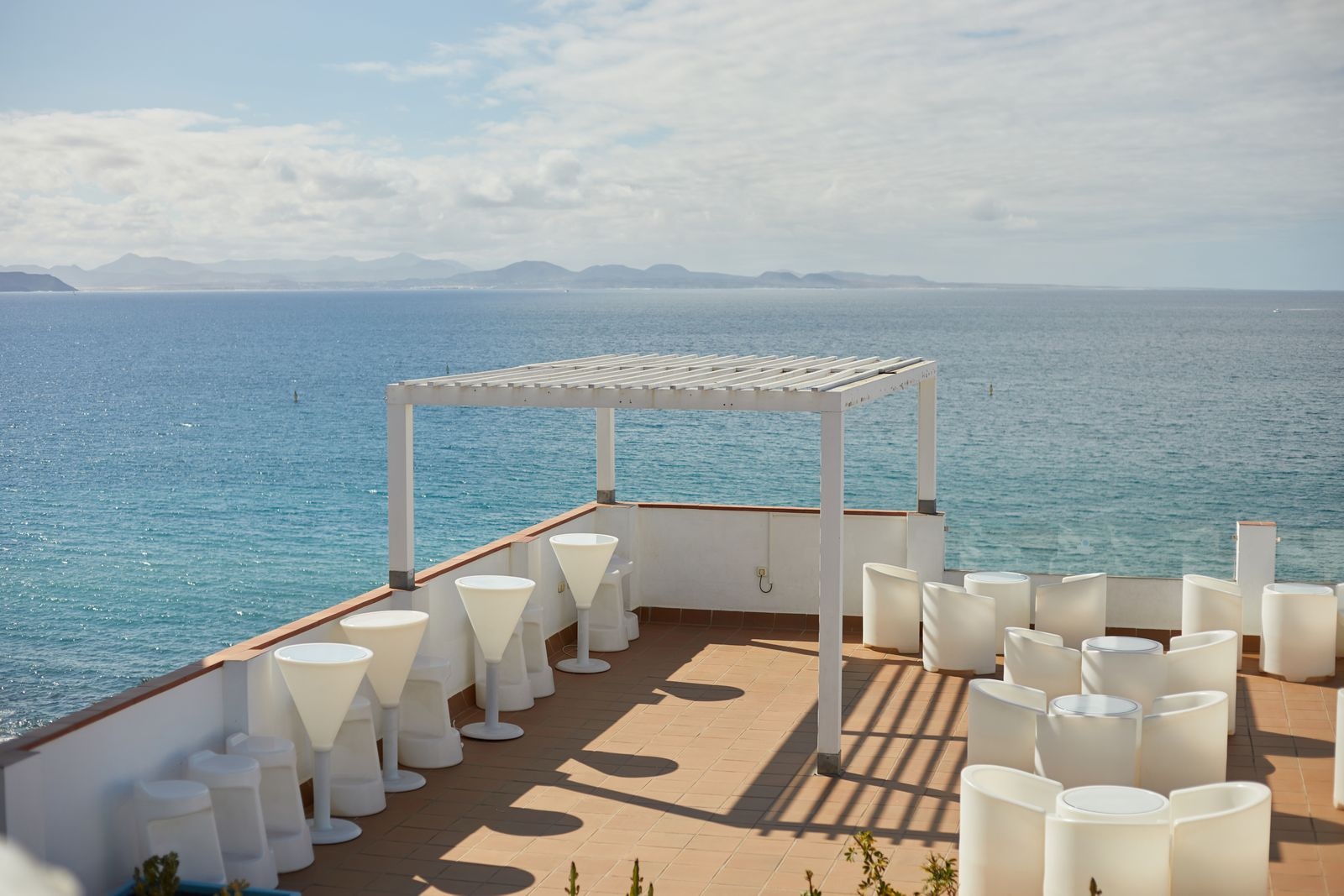 CHILL OUT TERRACE CHILL OUT TERRACE