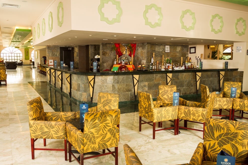 Sandos Playacar Lobby Bar