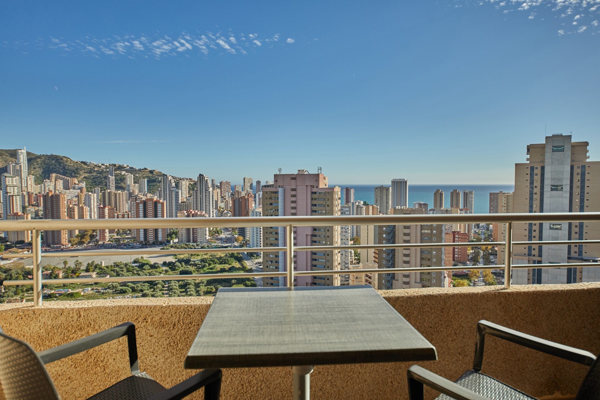 POOL VIEW SUITE