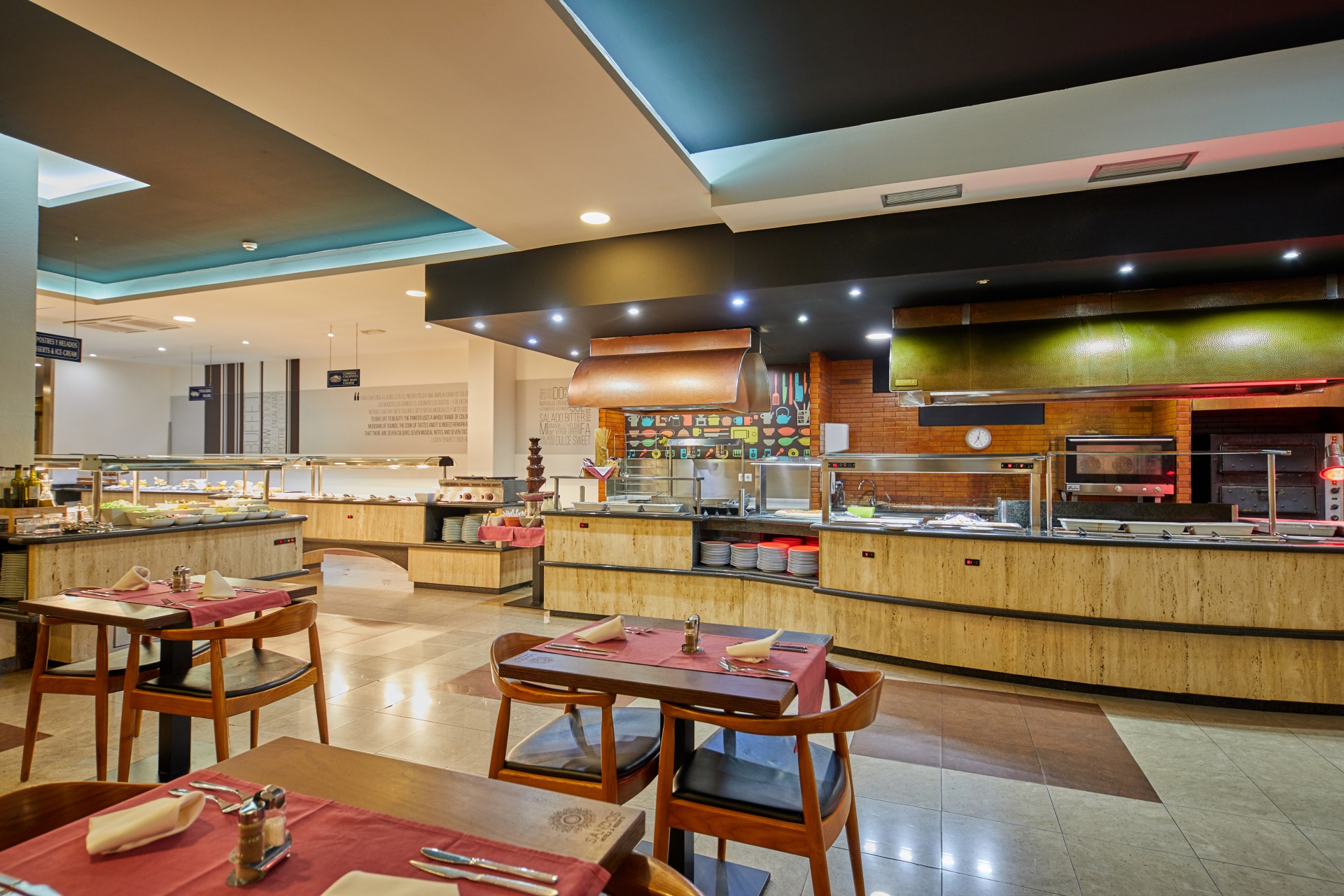 MAIN RESTAURANT MAIN RESTAURANT