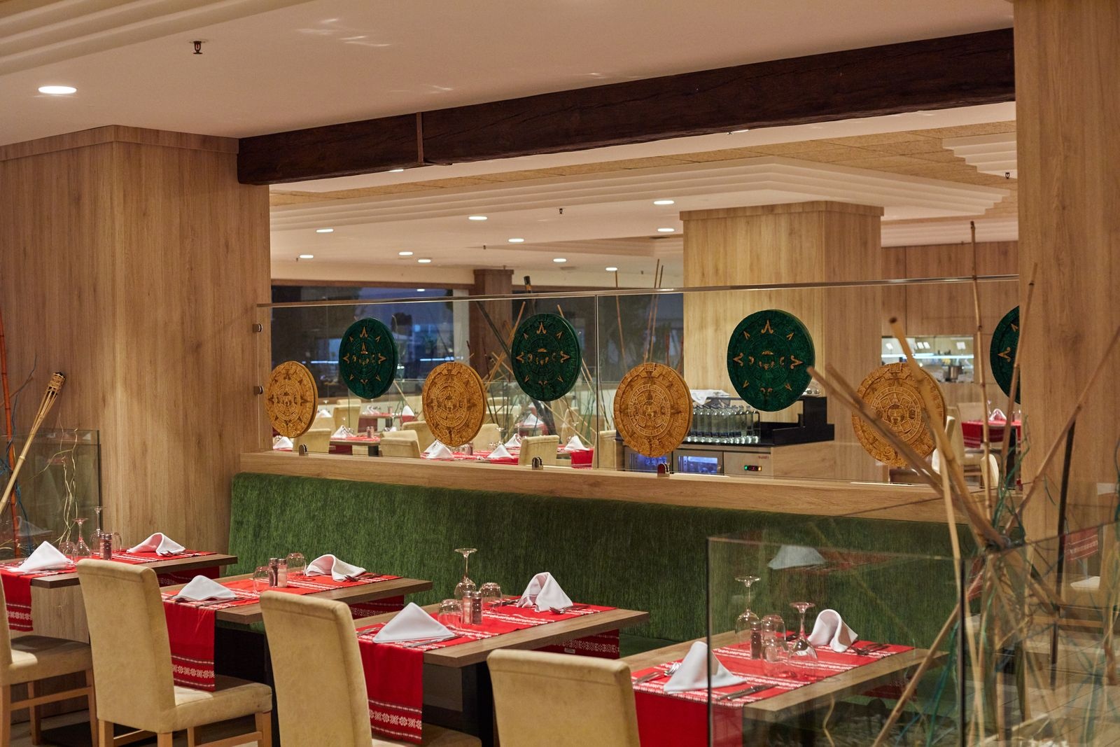 FUSION RESTAURANT FUSION RESTAURANT