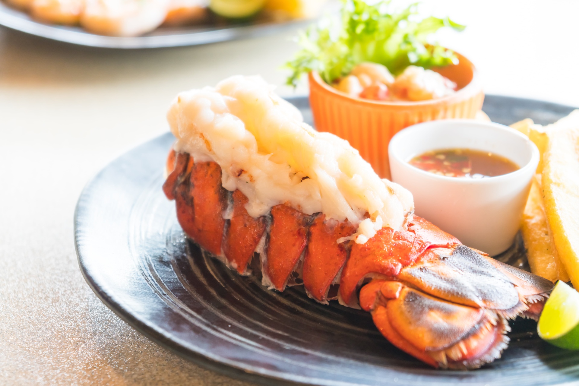 Surf and turf Sandos Caracol