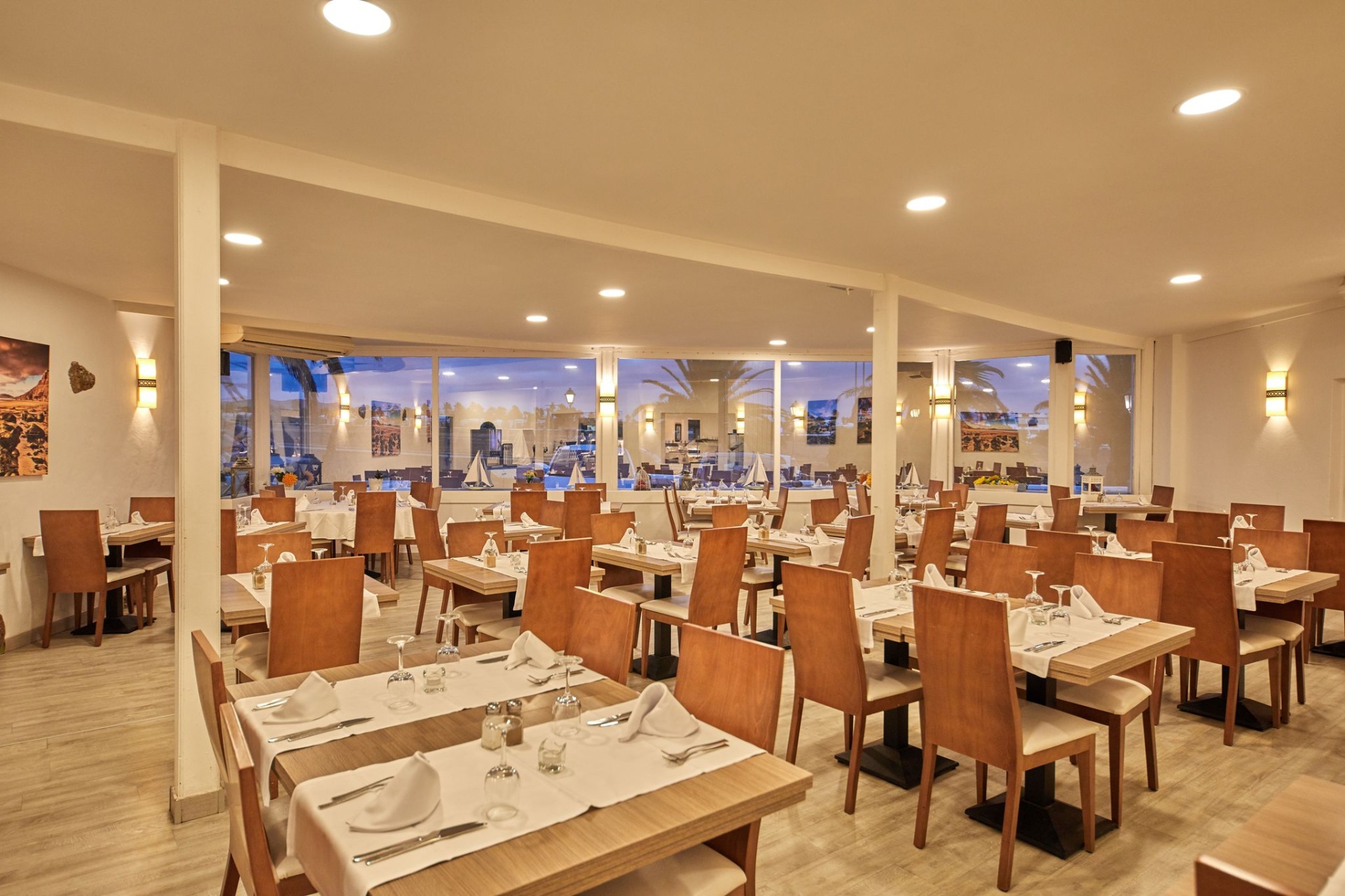 RESTAURANTS & BARS ATLANTIC