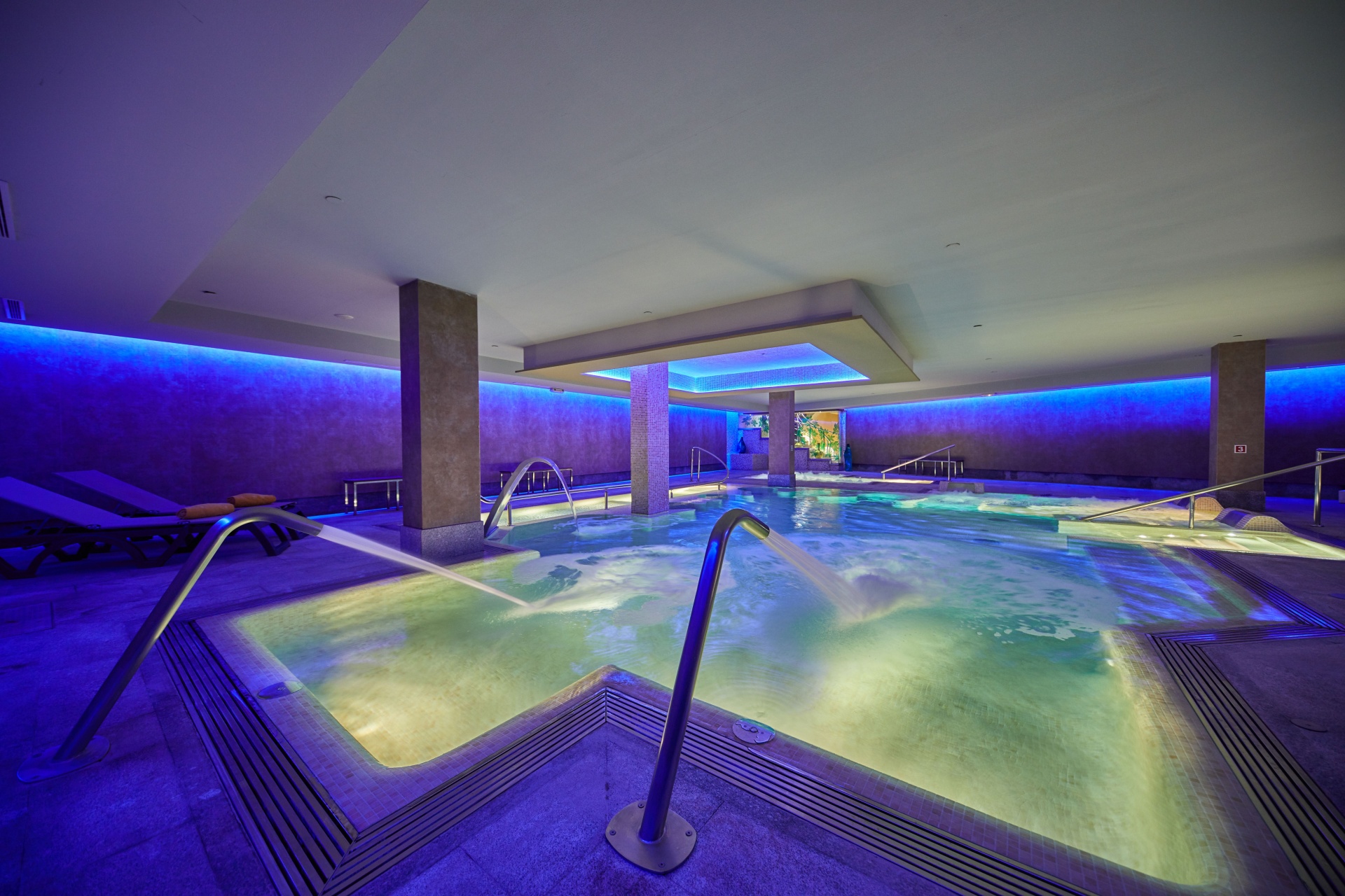 Free entrance to the SPA