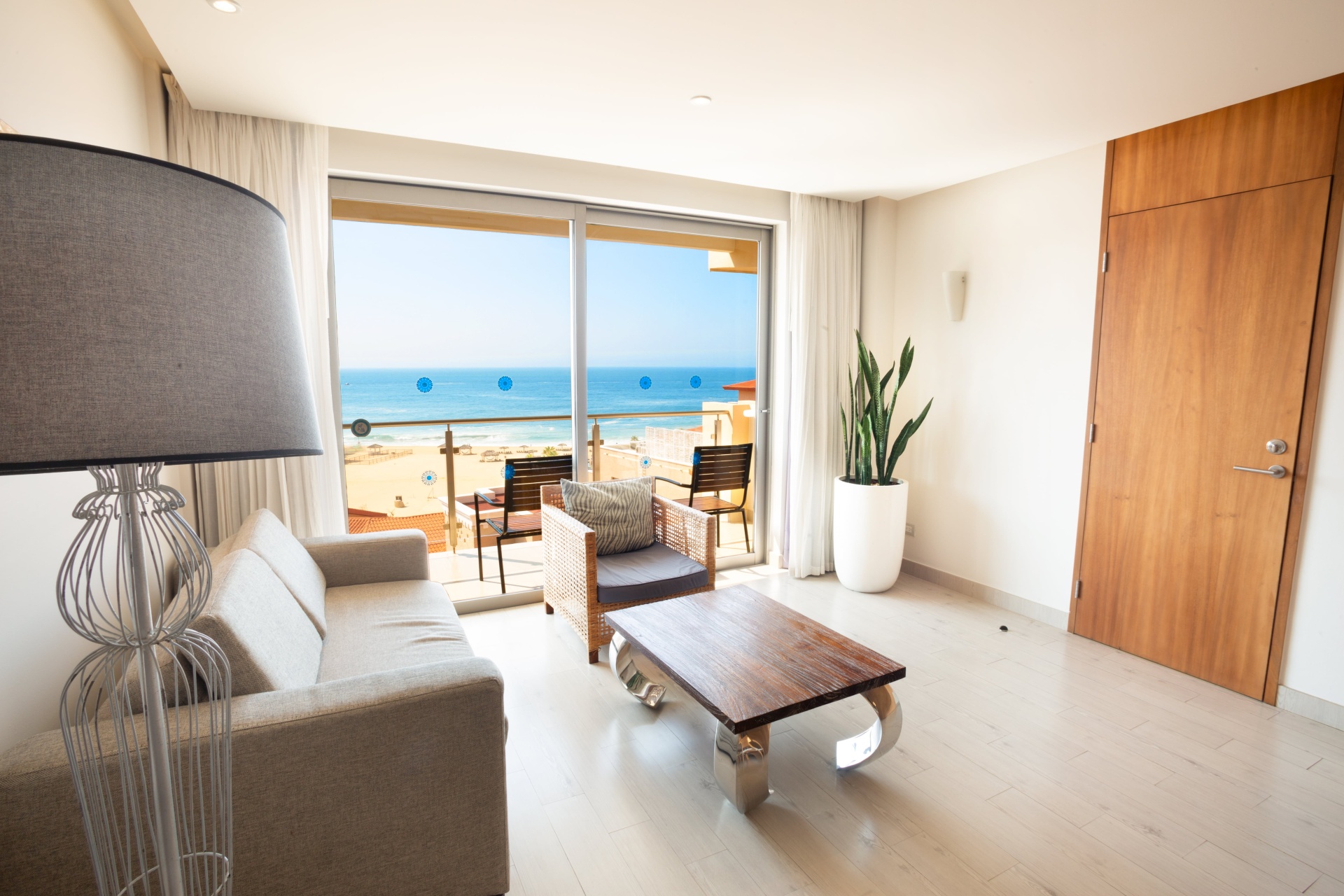Finisterra One Bedroom Suite_06