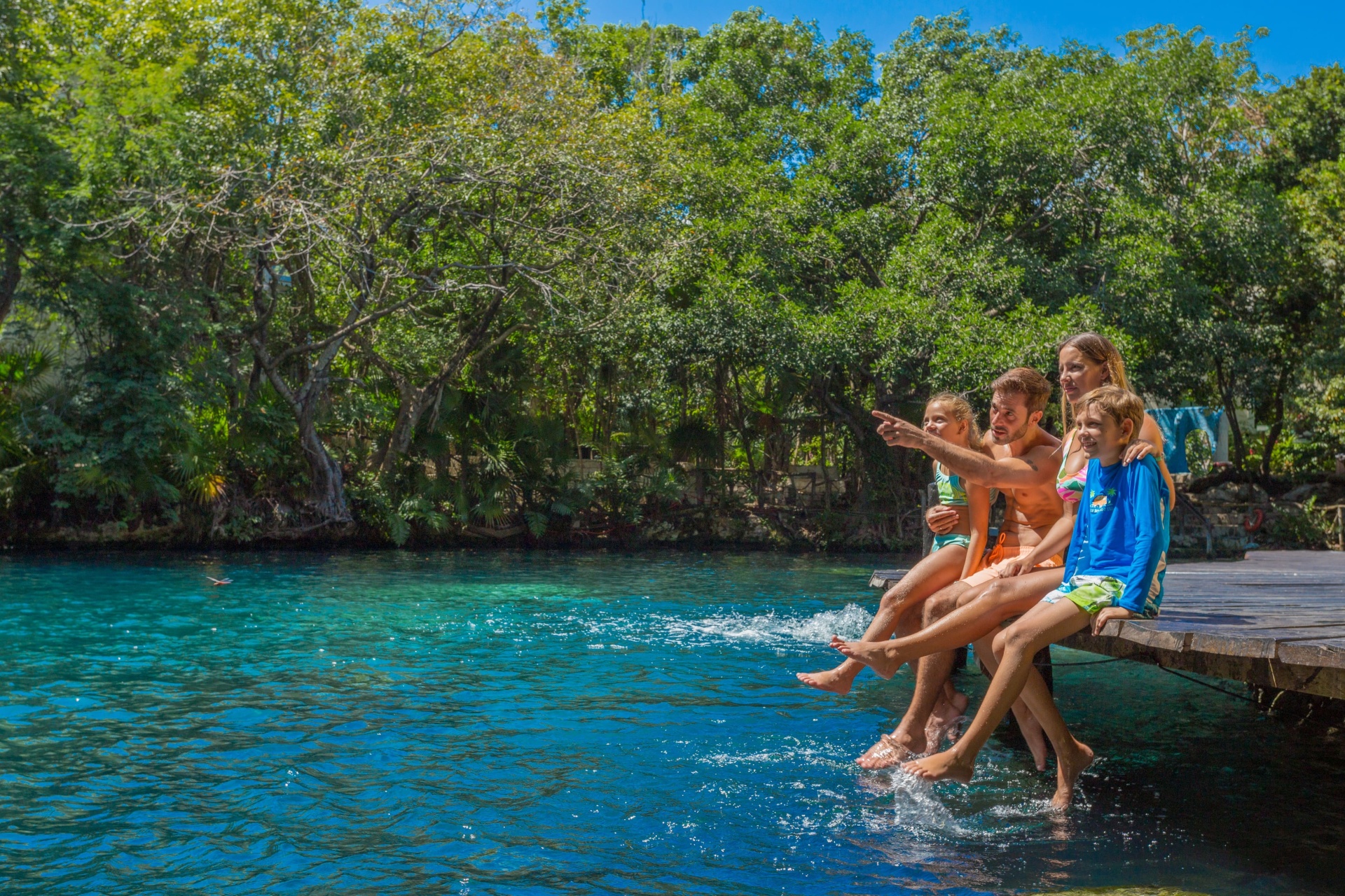 sandos caracol cenote