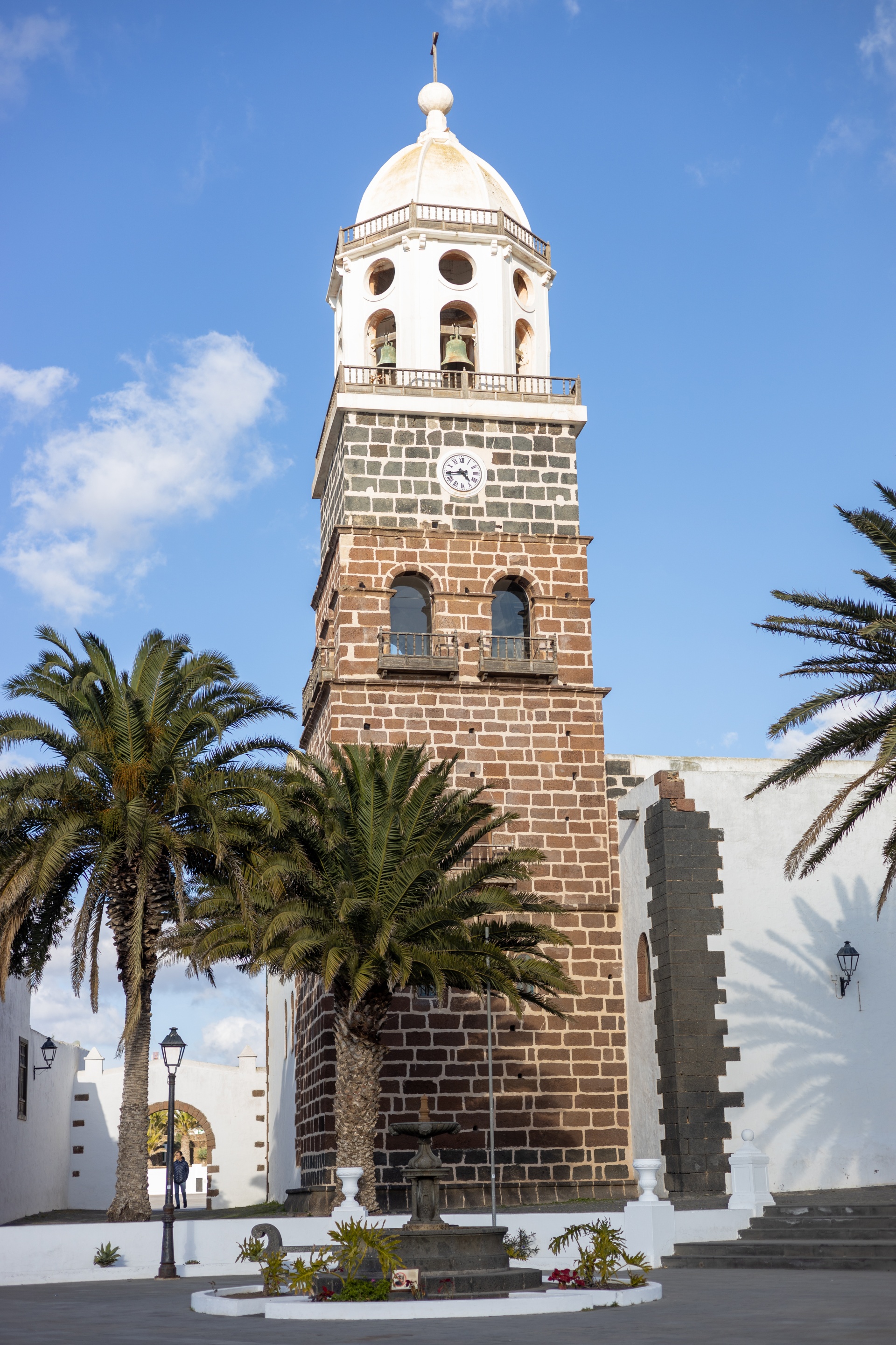 Teguise-lanzarote-sandos